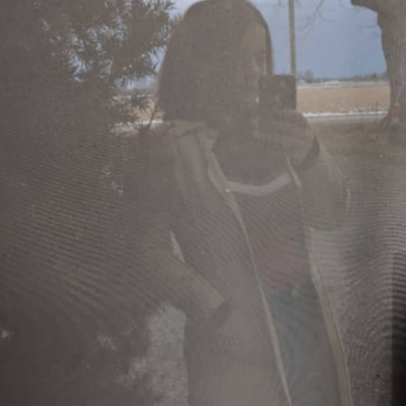 Vintage Hooded Sweater - Picture 6 of 6